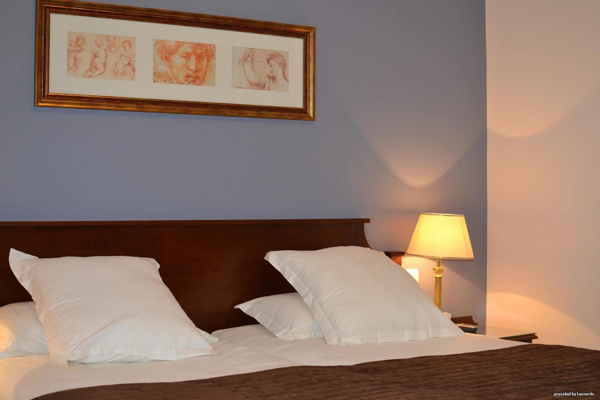 Amiral Hotel Παρίσι Εξωτερικό φωτογραφία