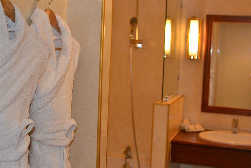 Amiral Hotel Παρίσι Εξωτερικό φωτογραφία